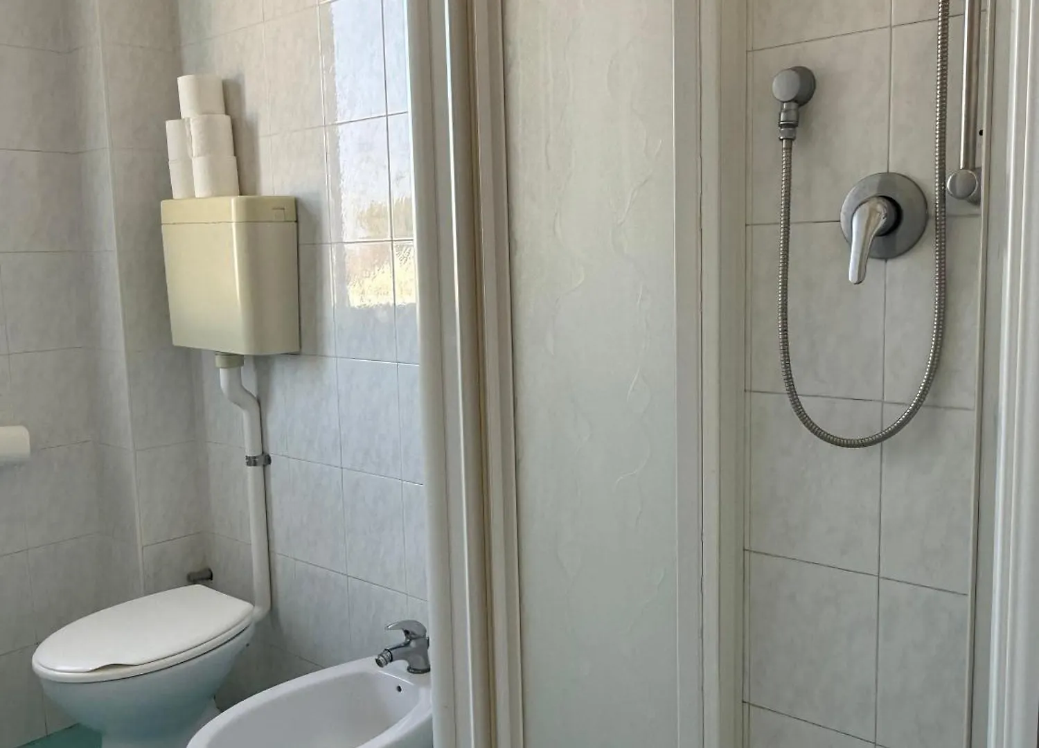 Casa Celeste Sul Mare Cesenatico Hostel